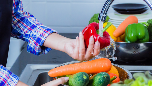 Top 5 Natural Ways to Clean Fruits and Vegetables.